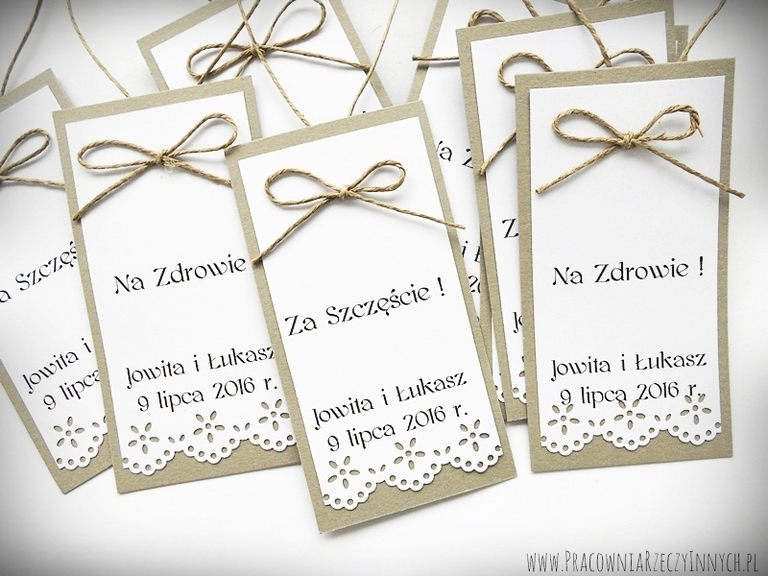Zawieszki z koronką i sznurkiem (7)