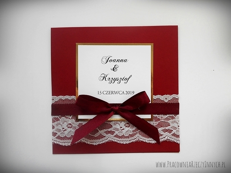 Eleganckie zaproszenia z koronką